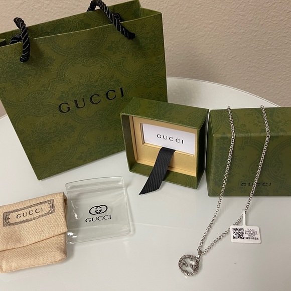Gucci Necklace - Picture 1 of 3